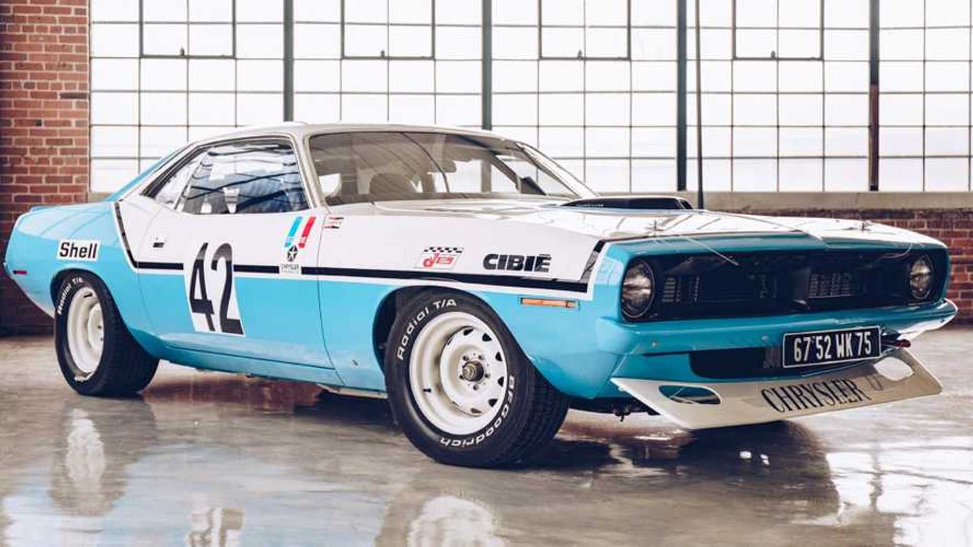 その他 1970s Italian-Design Heritage Shell Survivor 1970 Hemi Cuda Sat 35 Years in Thailand Storage, Owner's