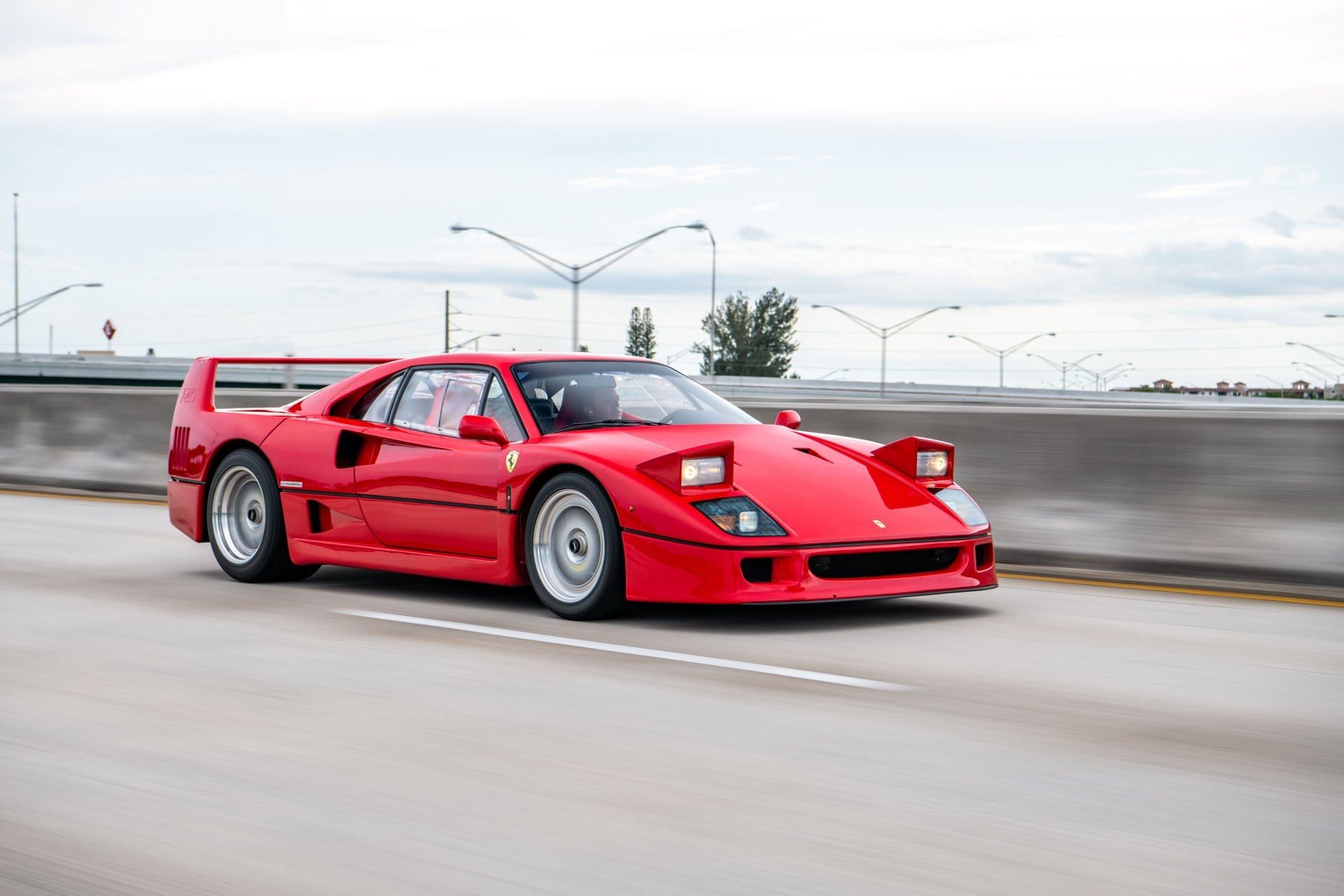 Early-Production 1988 Ferrari F40 With Plexi Windows to Appear at