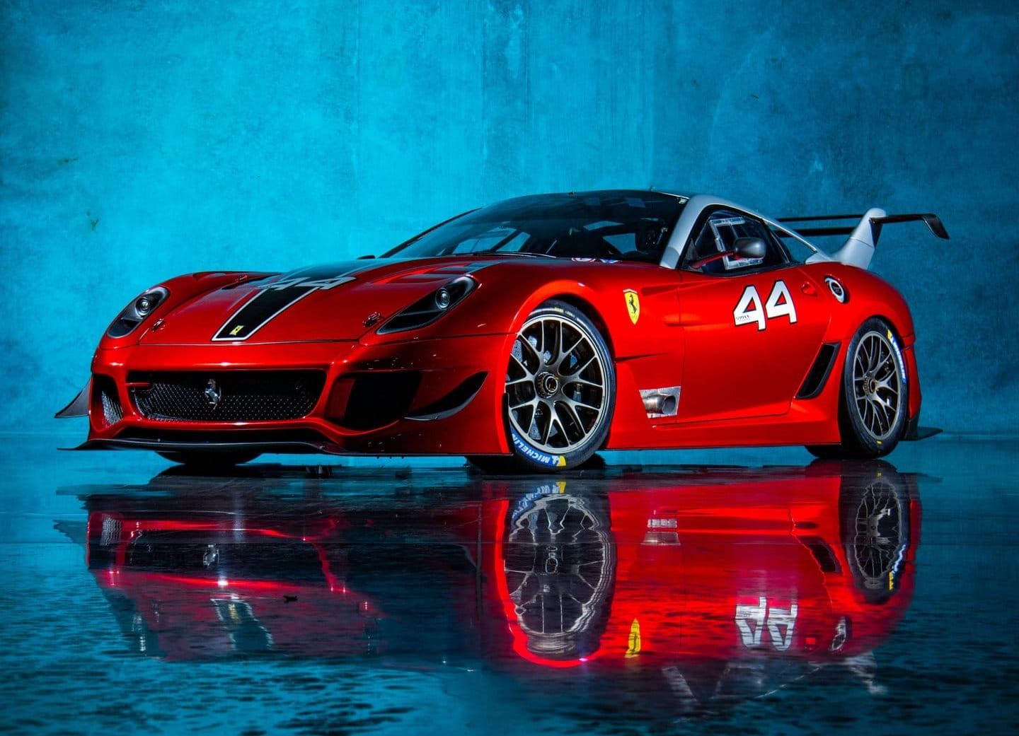【超希少・限定品】XPERIMENTAL PROTOTYPE 1995/100 Ultra-Rare Ferrari 599XX Evo Set to Cross RM Sotheby's Auction
