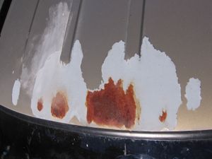 How To Repair Your Car's Peeling Paint