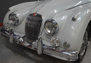Forgo the Ferrari; Consider a Classic Jaguar