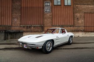 Big Tank, Big Brakes, And A Split Window, This Z06 Is At The Top Of The Food Chain