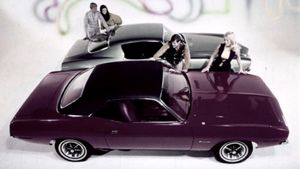 Watch The 1970 Plymouth Cuda Trash The 1970 Chevy Camaro