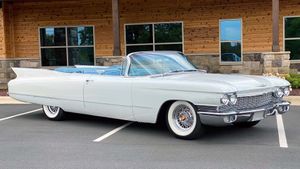 1960 Cadillac Series 62 Is A Fin-tastic Cruiser