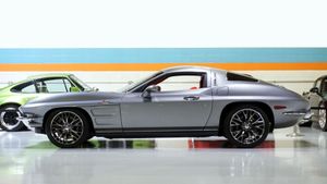 A Split-Window Corvette Made In 2013, How Is That Possible?
