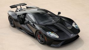 Barrett-Jackson Returns To Live Auctions With A Bang