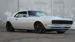 Restomod Chevy Camaro Has A 570 HP LSX