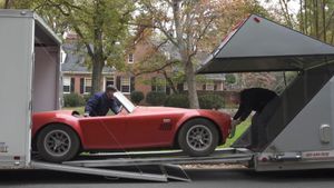 Barn Find Hunter Helps Rescue Some Cars