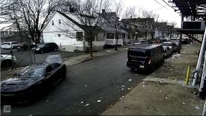 Watch A Hellcat Get Stolen In Broad Daylight