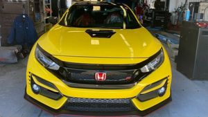 eBay Find: 2021 Honda Civic Type R