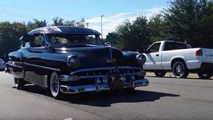 New Austin Residents Attack Car Meets