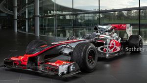 McLaren F1 Car Set To Pull Down $7 Million At Auction