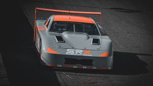 Former NASCAR Stars Bring Nostalgia To Superstar Racing Experience