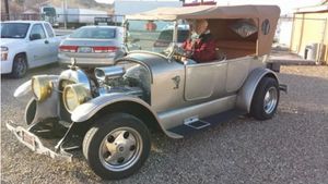 Classic Car Enthusiast Dies On Road Trip