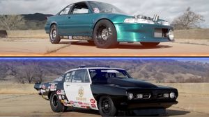 Heavily Modified Integra Races 1967 Plymouth Barracuda Police Car