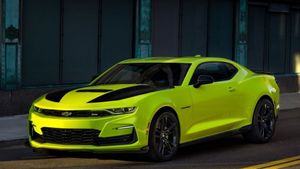 GM Might Drive The Camaro Off A Cliff