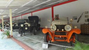 You Can Buy An Entire Classic Car Museum