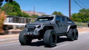 Apocalyptic Prowler Starting Life As A Gladiator Quickly Turns To A Life Of Action