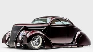 James Hetfield Flashes His Hot Rides At Monterey