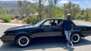 Kevin Hart Bought A Buick GNX