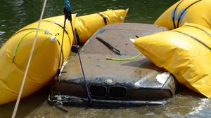 BMW Pulled Out Of South Carolina Lake
