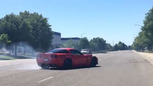 Indiana Corvette Driver Does Donuts, Runs From Cops