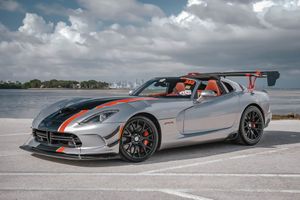 2017 Dodge Viper ACR Pushes The Limits Of American Performance