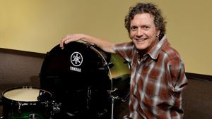 Def Leppard Drummer Relives Fateful Corvette Accident
