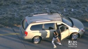 GTA In Real Life: This Is Why You Drive With Your Doors Locked