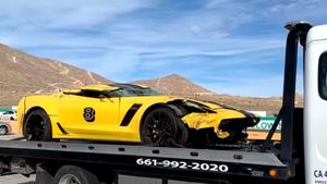 C7 Corvette Z06 Wrecks Out At Willow Springs Raceway