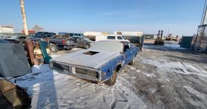 Mr. Norm's 1971 Dodge Charger R/T Hides Some Snags