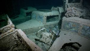 SS Thistlegorm Is A Giant Underwater Classic Car Tomb