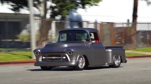Builder Creates Wife’s Chevy 3100 Stepside Restomod Dream Truck
