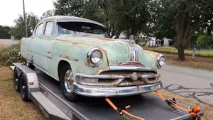 1953 Pontiac Chieftain Gets Maaco Paint Job