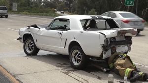 Classic Mustang Hit By Distracted Nissan Juke Driver
