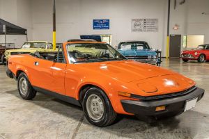 Pretend It's 1979! Classic Vehicle Auctions Is Offering A 1979 MGB And A 1979 TR7
