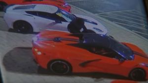 Thieves Steal C8 Corvette From Chicago Dealer