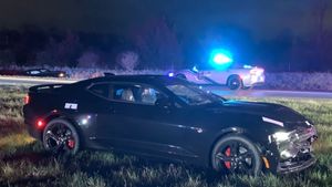 Thieves Stole From The Camaro Factory, Get Into Wild Police Chase