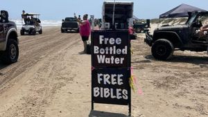 Topless Jeeps Wreak Havoc In Texas