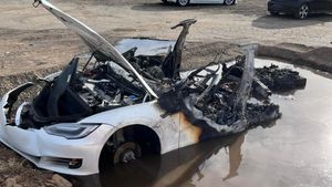 Tesla Magically Ignites While Sitting In Junkyard