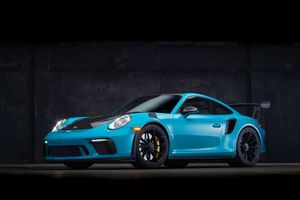 2019 Porsche 911 GT3 RS Is The Perfect German Performance Package