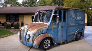 Classic Milk Truck Delivers Over 114 Miles Per Hour At The Drag Strip