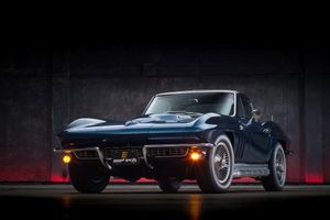 1966 Chevrolet Corvette C2 Boast Gigantic 427 Cubic-Inch Engine