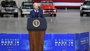 Ford Slashes More Jobs For EVs