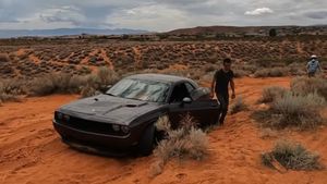 Cobbled-Together Dodge Challenger Fails At Off-Roading