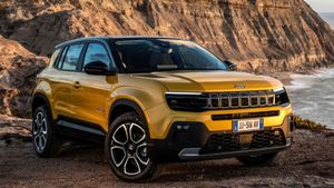 Jeep Boldly Goes Where Charging Stations Aren’t