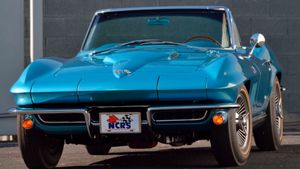 Top-Flight Award Winning Big-Block Corvette Stars at Mecum's Chicago Auction