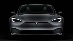 Tesla Recalls Full Self Driving Cars