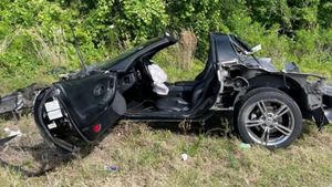 Florida Man Slams Corvette Into Highway Guardrail