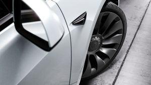 Tesla Sued For Invading Owners’ Privacy